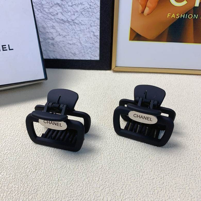Chanel Hair Grab Clip  (7)